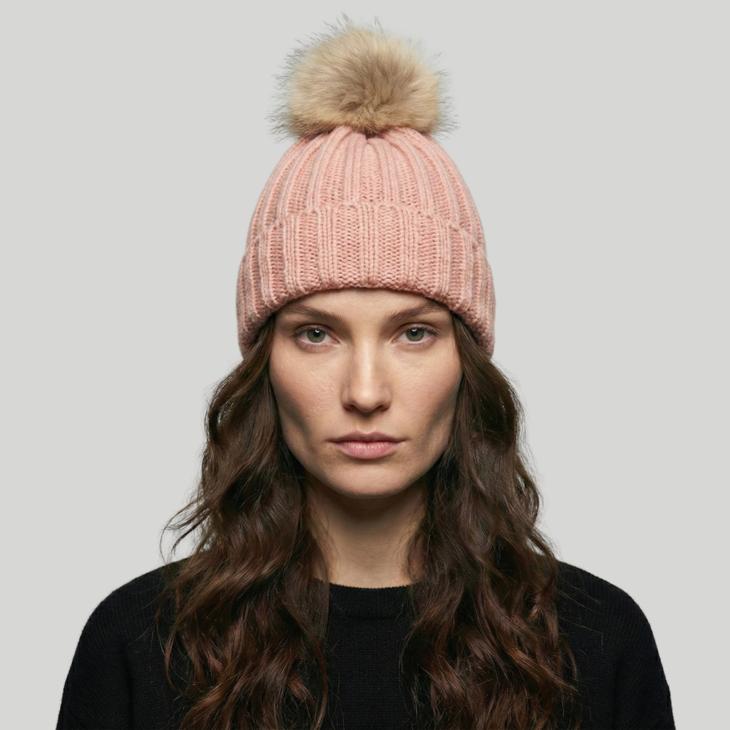Bonnet Tricot Femme Rose avec Pompon